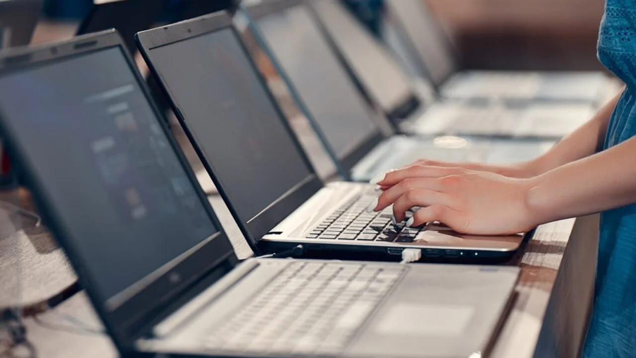 Cara Memilih Laptop yang Tepat untuk Kebutuhan Anda: Panduan untuk Pemula